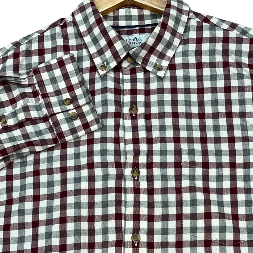 Croft Barrow Button Down Shirt Mens Large‎ Burgundy Gray White Gingham Check